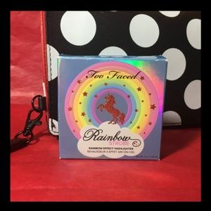 Too Faced Rainbow Strobe Highlighter